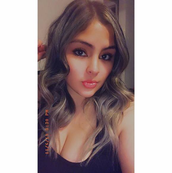 Meet your Posher, Adriana - Picture 1 of 1